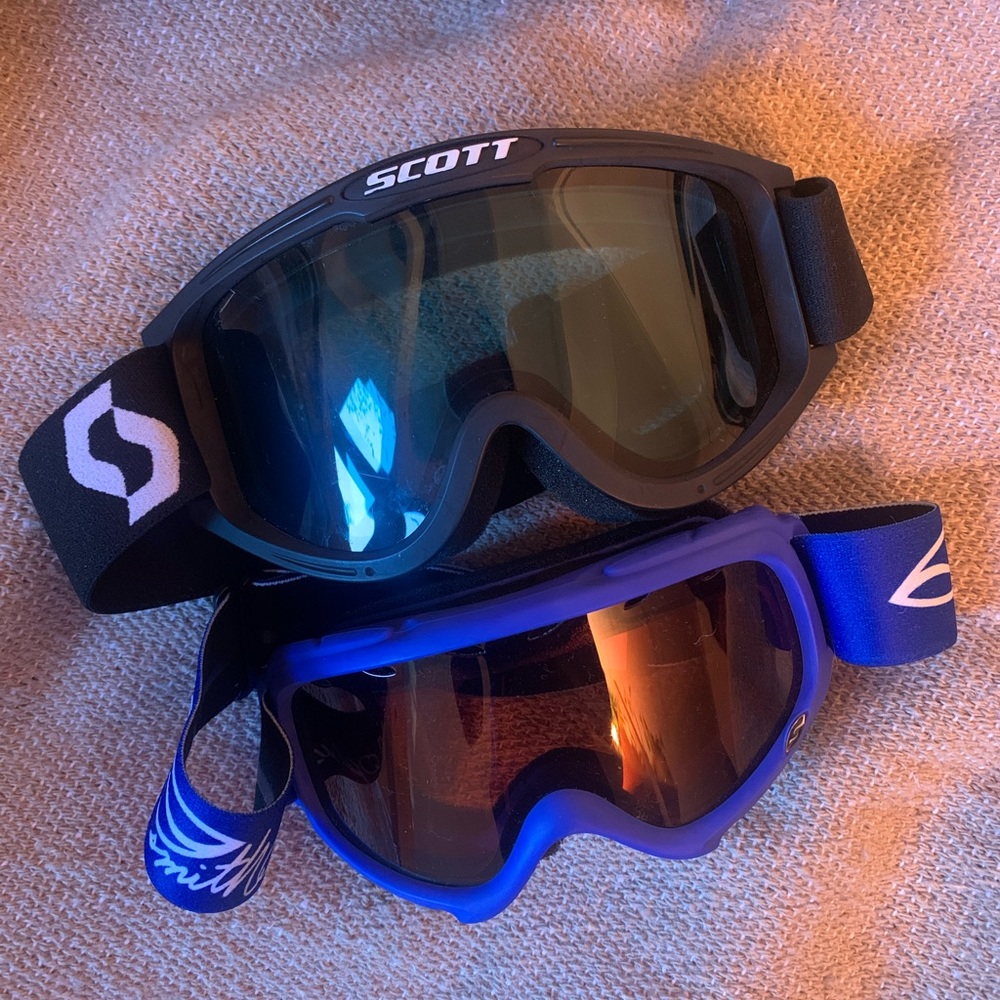 2 ski/snowboard goggles, Smith Optics and Scott